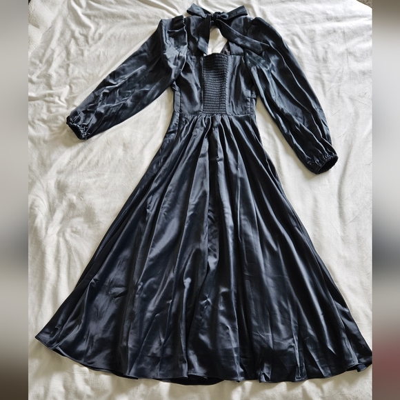 LICHI Flared long-sleeve midi dress | size XS - Picture 8 of 8